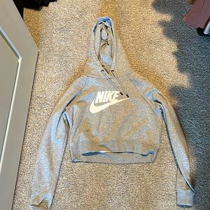 Nike Crop Sweatshirt